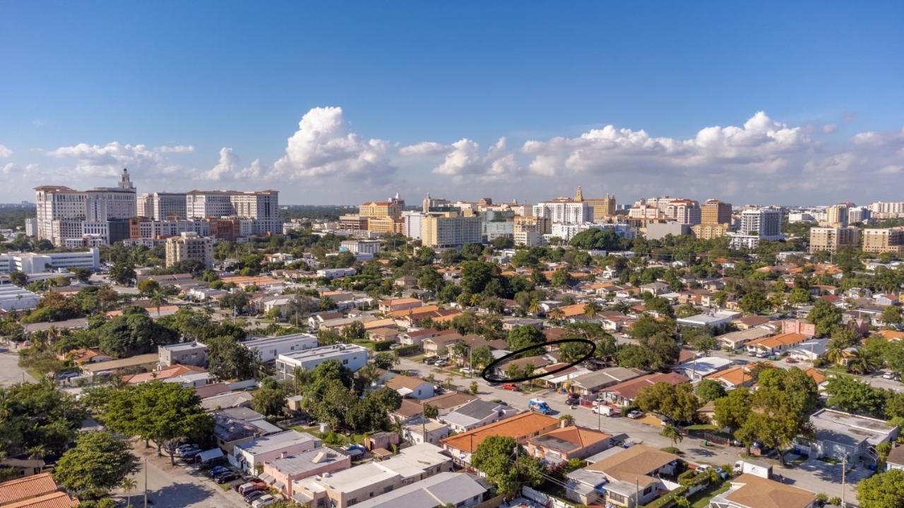 Beautiful, Fully Furnished 4Bed 2Bath House - 5 Minute Walk To Miracle Mile Downtown Coral Gables Villa Miami Bagian luar foto