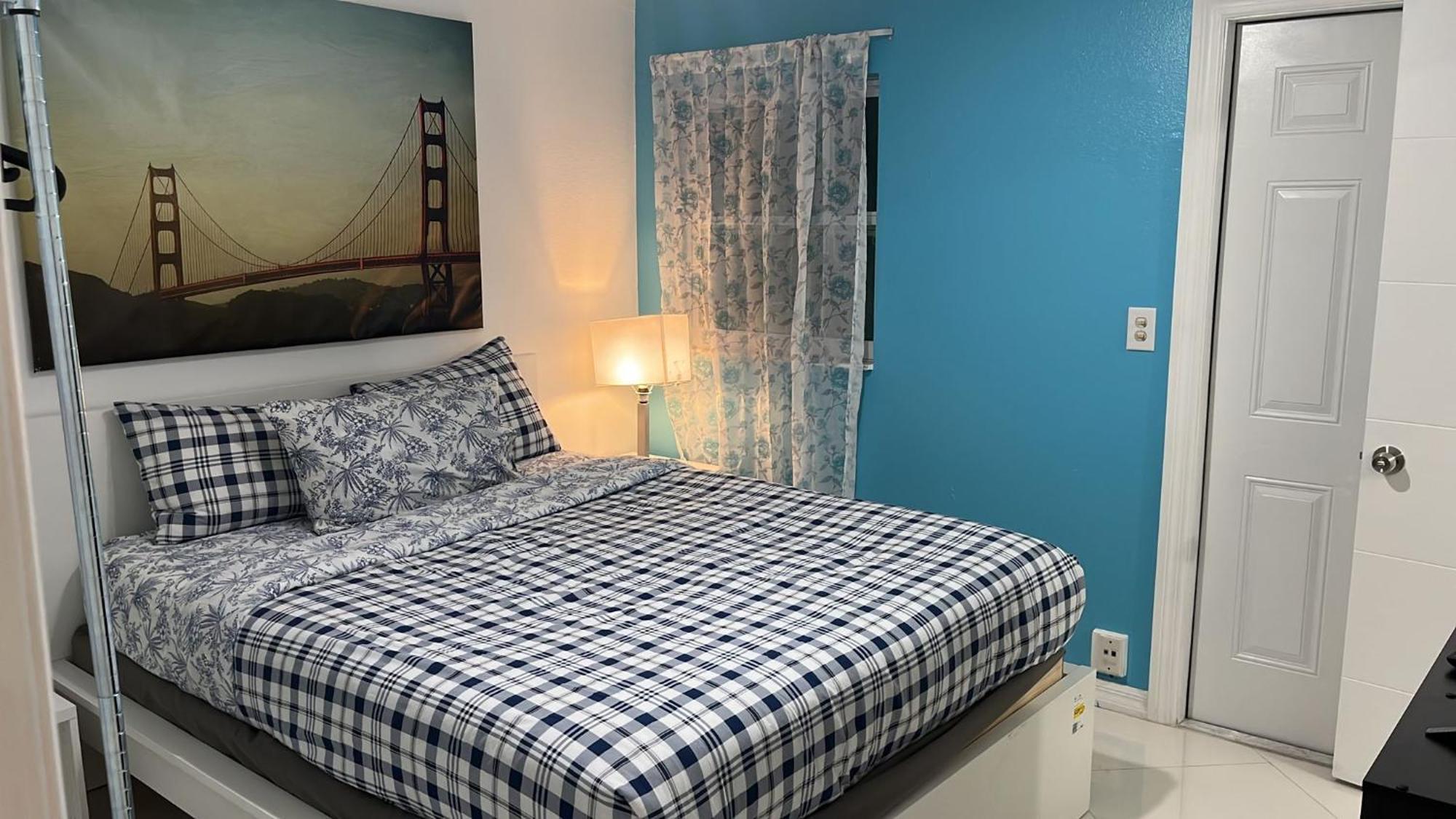 Beautiful, Fully Furnished 4Bed 2Bath House - 5 Minute Walk To Miracle Mile Downtown Coral Gables Villa Miami Bagian luar foto